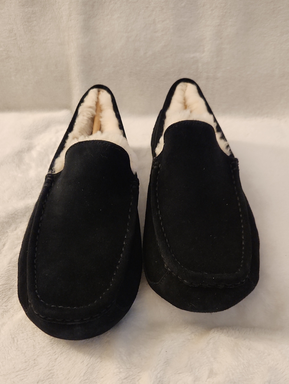 UGG Men's Black Suede Shearling-Lined Slip-On Loafers/Slippers